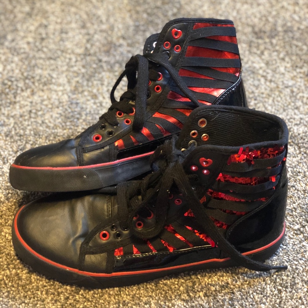 Pastry dance shoes